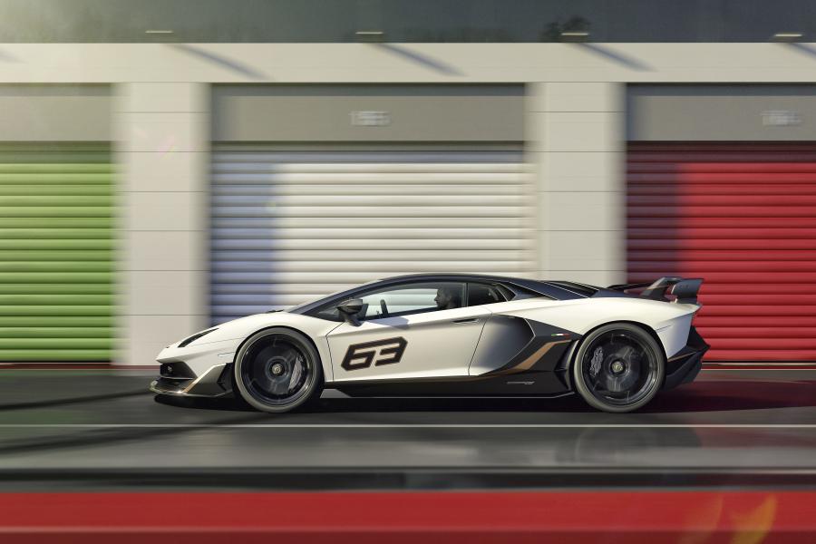  Lamborghini Aventador SVJ 63 2018 года  (фото 3 из 14)